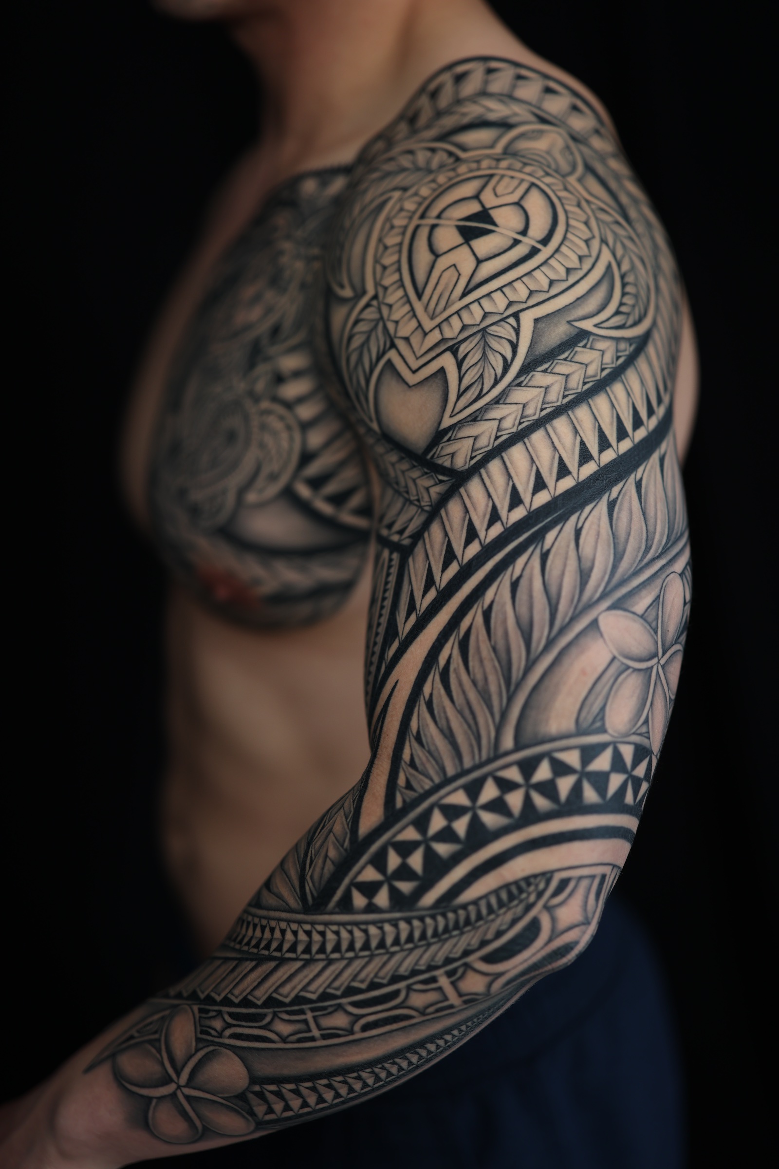 Polynesian arm sleeve tattoo by Joshawa Elsas – IslandTAT San Diego