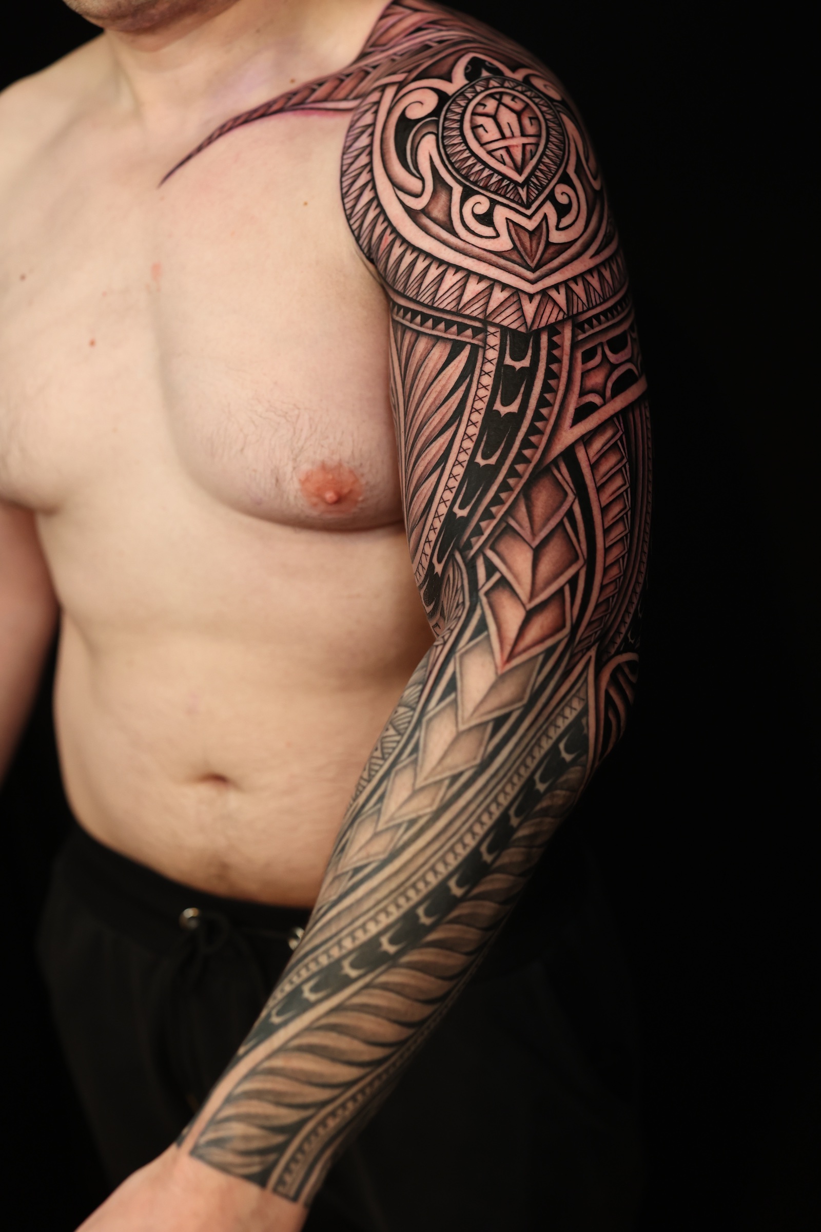 Polynesian arm sleeve tattoo by Joshawa Elsas – IslandTAT San Diego
