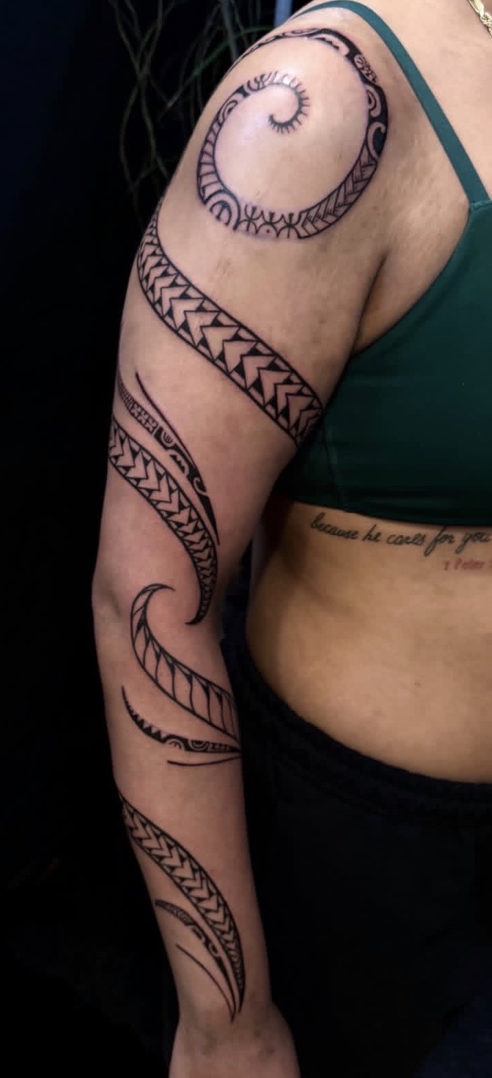 Polynesian arm sleeve tattoo by Tanner Magbanua – IslandTAT San Diego