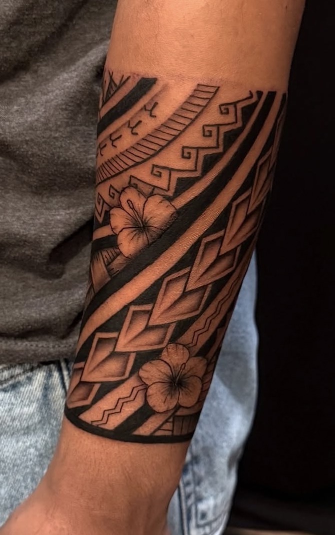 Polynesian forearm tattoo by Tanner Magbanua – IslandTAT San Diego