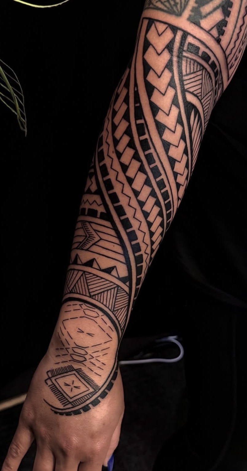 Polynesian arm sleeve tattoo by Tanner Magbanua – IslandTAT San Diego