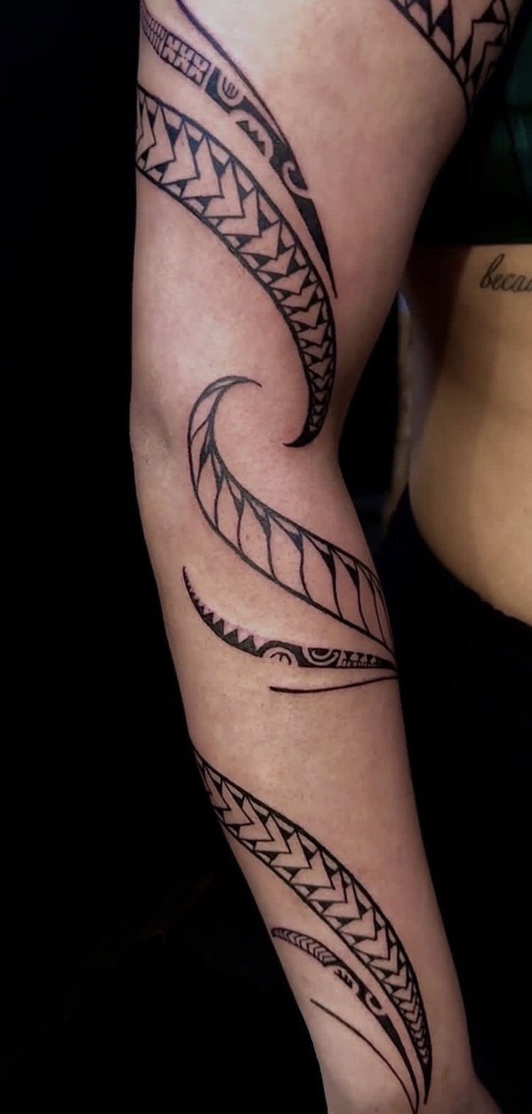 Polynesian arm sleeve tattoo by Tanner Magbanua – IslandTAT San Diego