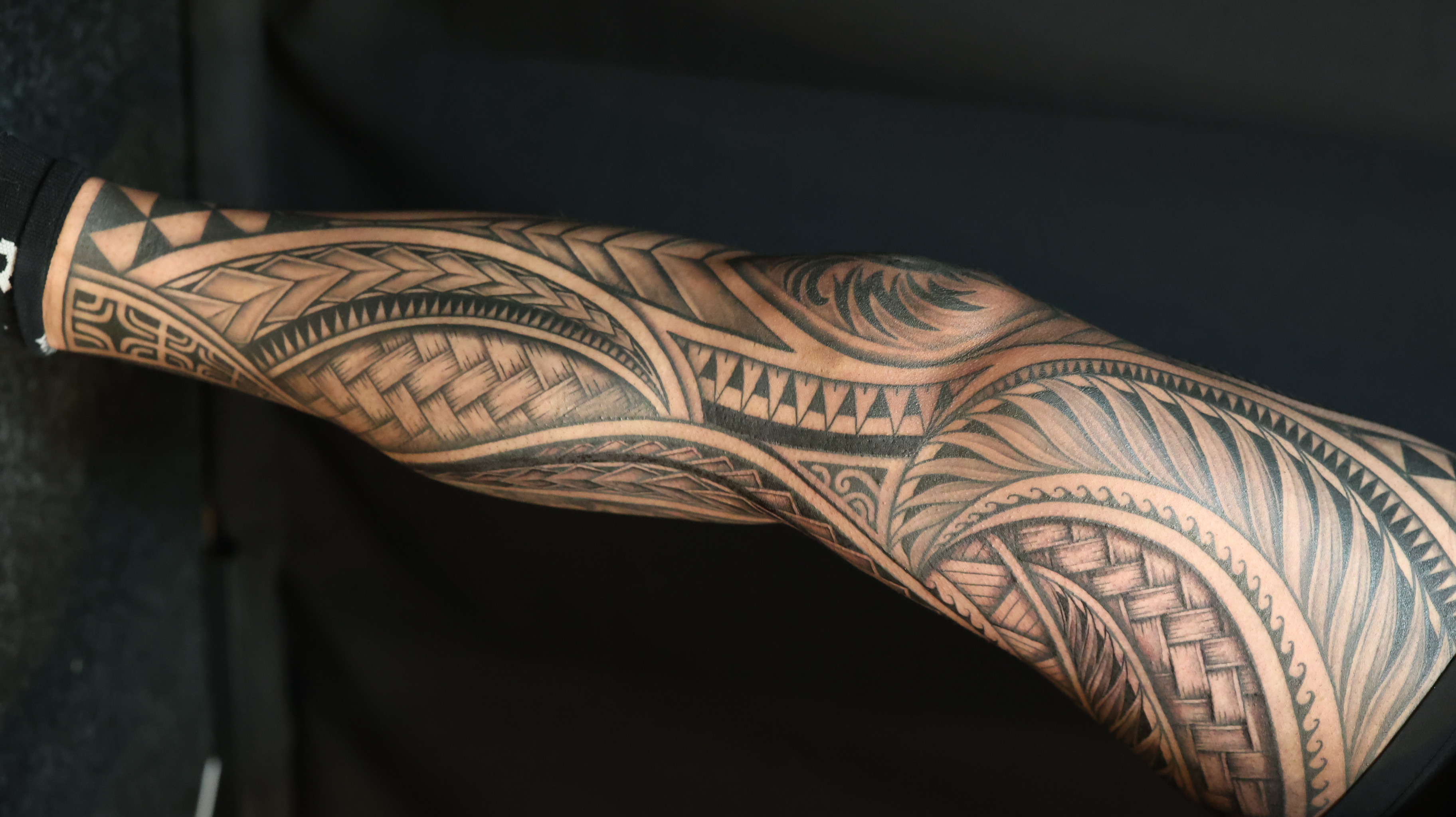 Polynesian leg sleeves tattoo by Joshawa Elsas – IslandTAT San Diego