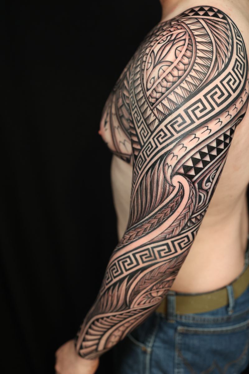 Polynesian arm sleeve tattoo by Joshawa Elsas – IslandTAT San Diego