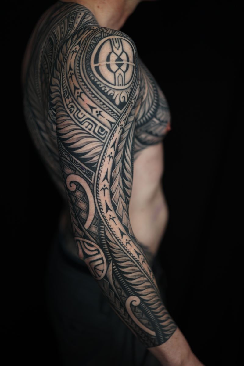 Polynesian arm sleeve tattoo by Joshawa Elsas – IslandTAT San Diego