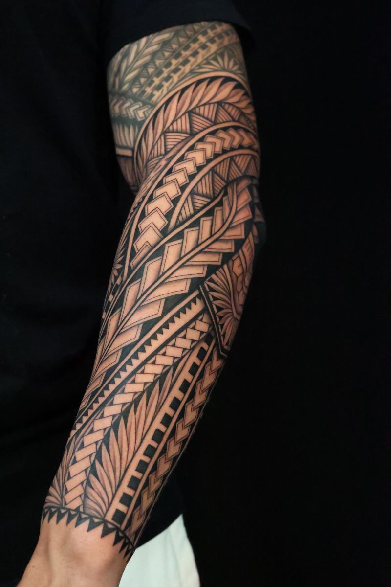Polynesian arm sleeve tattoo by Joshawa Elsas – IslandTAT San Diego