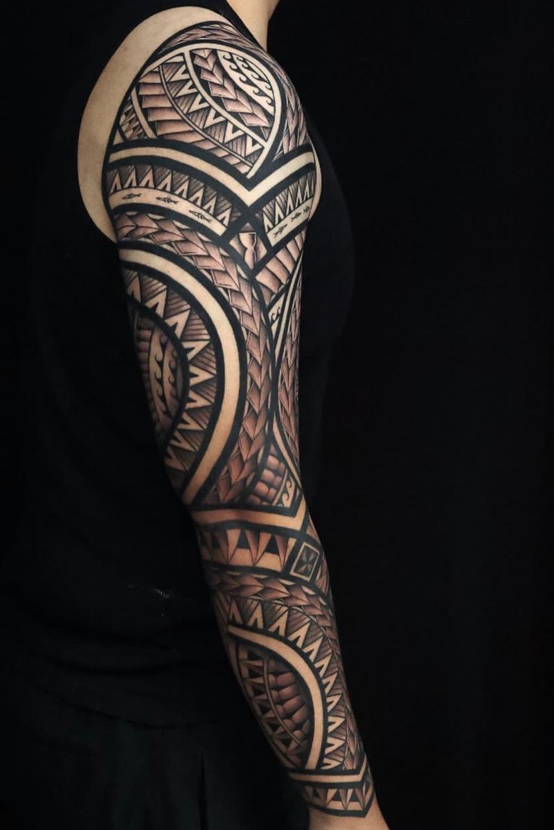 Polynesian arm sleeve tattoo by Maddy Tellez – IslandTAT San Diego